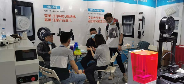 展會(huì)現(xiàn)場(chǎng)|洋明達(dá)3D打印機(jī)精彩亮相廣州電子展，助力中國(guó)智造業(yè)(圖5)